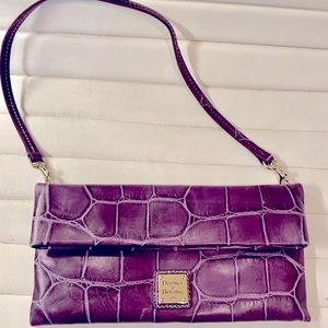 Dooney & Bourke sm purple Croc clutch gently used.